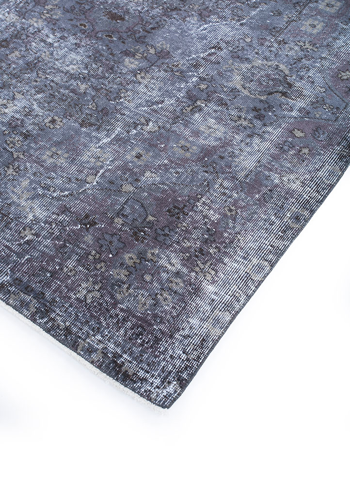 lacuna grey and black wool hand knotted Rug - FloorShot