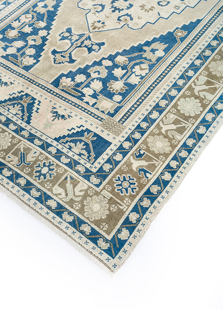 nuray blue wool hand knotted Rug - FloorShot