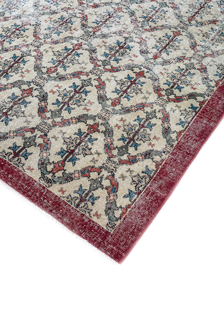 vintage beige and brown wool hand knotted Rug - FloorShot