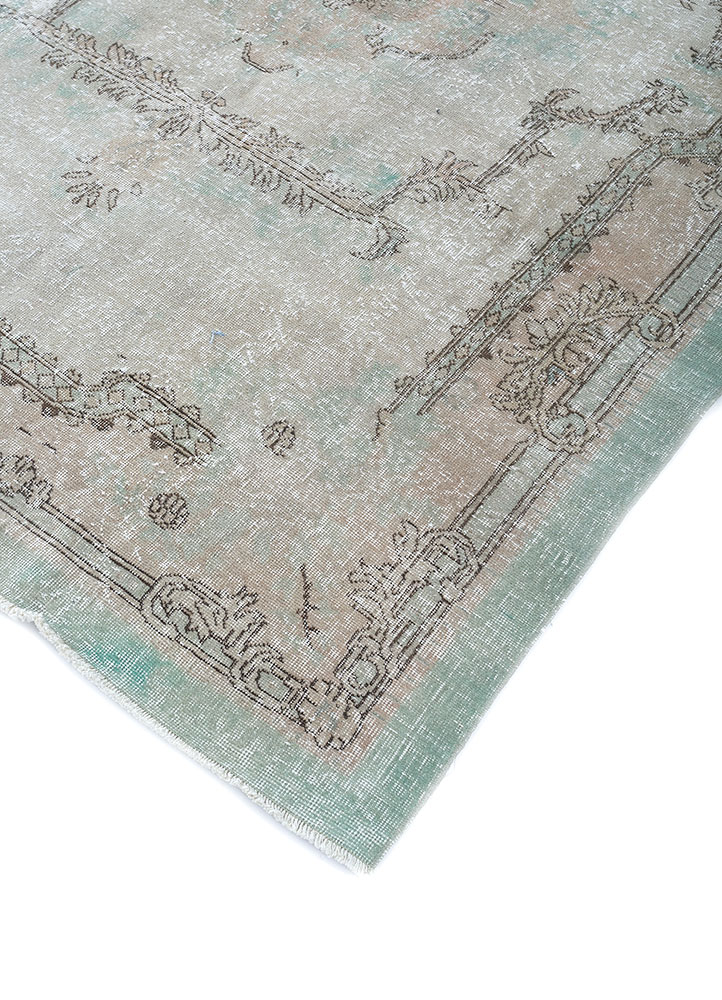 vintage green wool hand knotted Rug - FloorShot