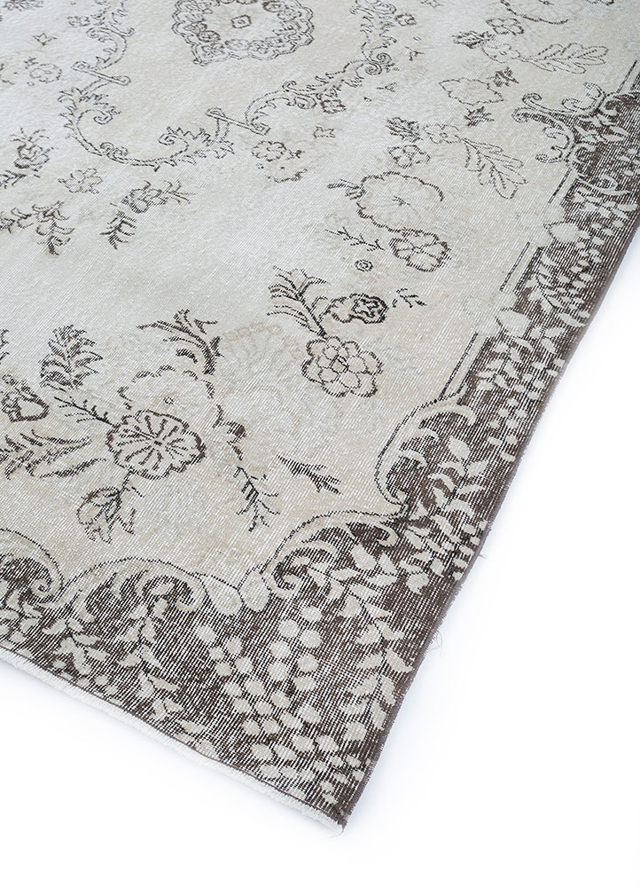 vintage beige and brown wool hand knotted Rug - FloorShot