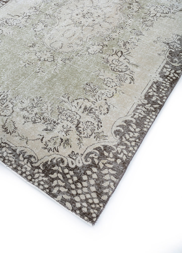 vintage green wool hand knotted Rug - FloorShot