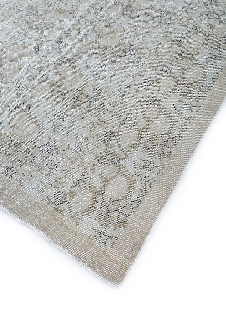 vintage beige and brown wool hand knotted Rug - FloorShot