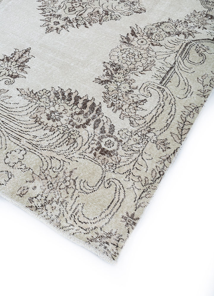vintage beige and brown wool hand knotted Rug - FloorShot