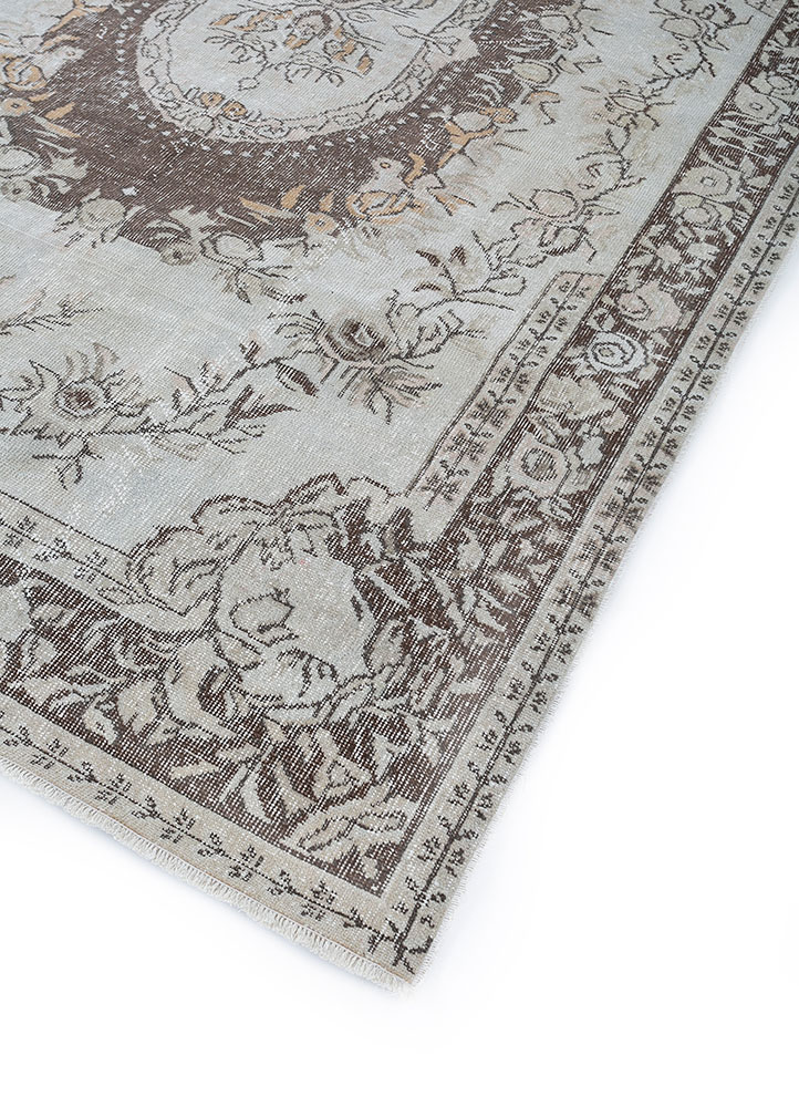 vintage beige and brown wool hand knotted Rug - FloorShot