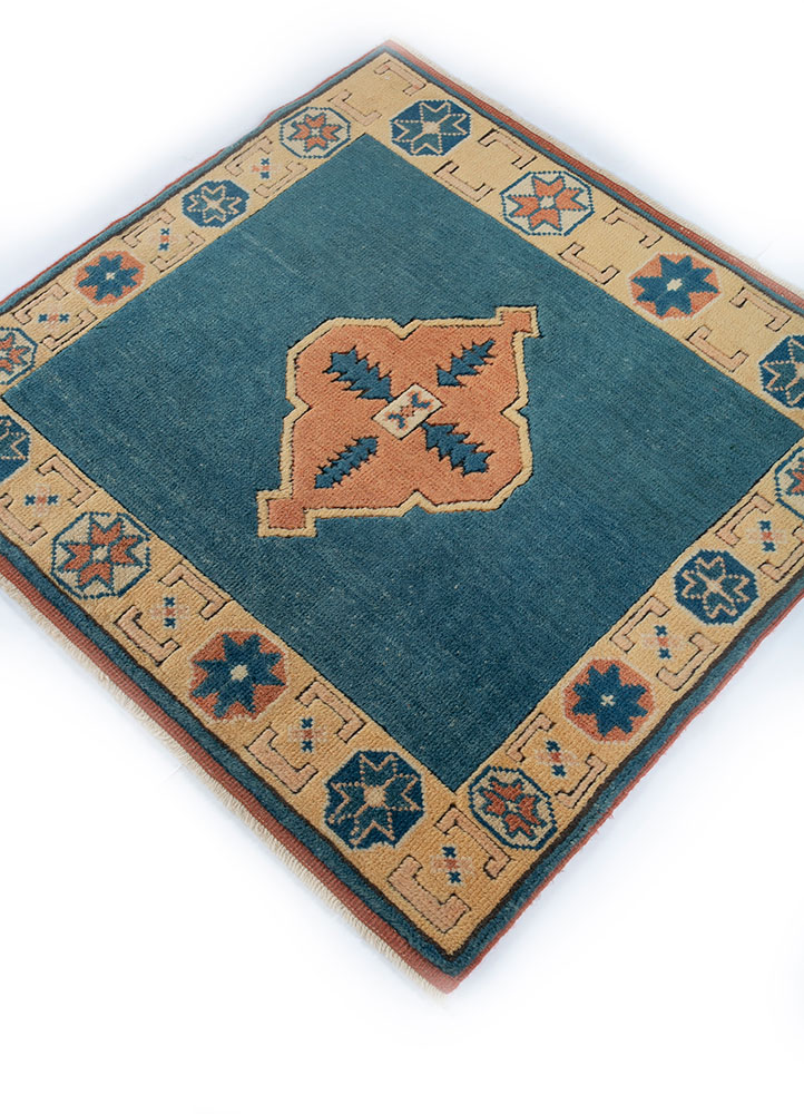 nuray blue wool hand knotted Rug - FloorShot