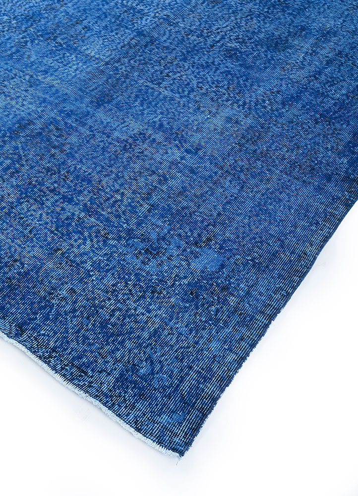 lacuna blue wool hand knotted Rug - FloorShot