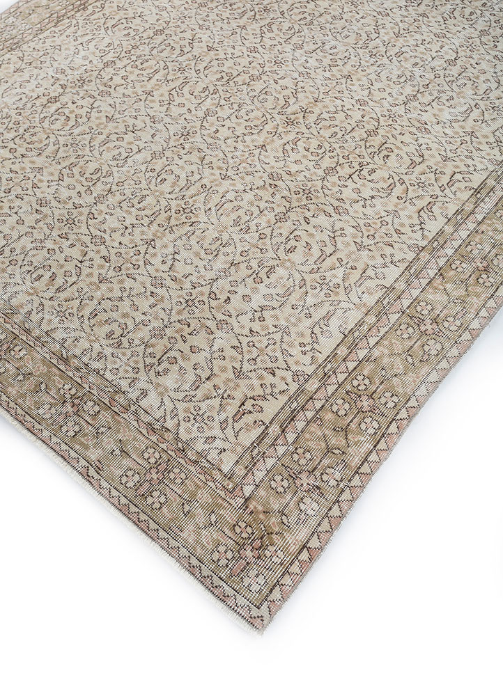vintage beige and brown wool hand knotted Rug - FloorShot