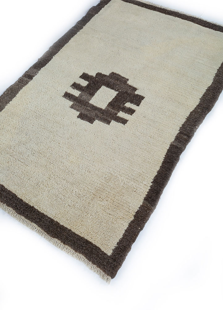 zuri beige and brown wool hand knotted Rug - FloorShot