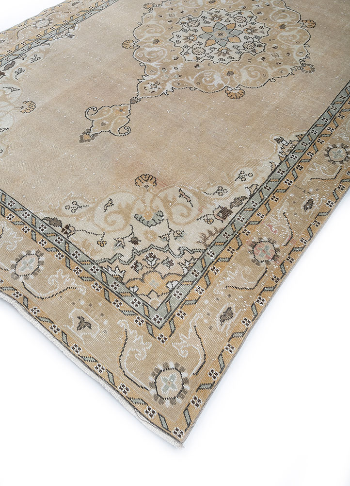 vintage beige and brown wool hand knotted Rug - FloorShot