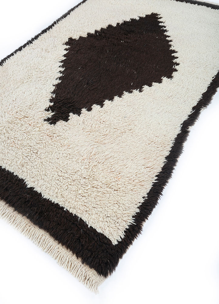 zuri ivory wool hand knotted Rug - FloorShot
