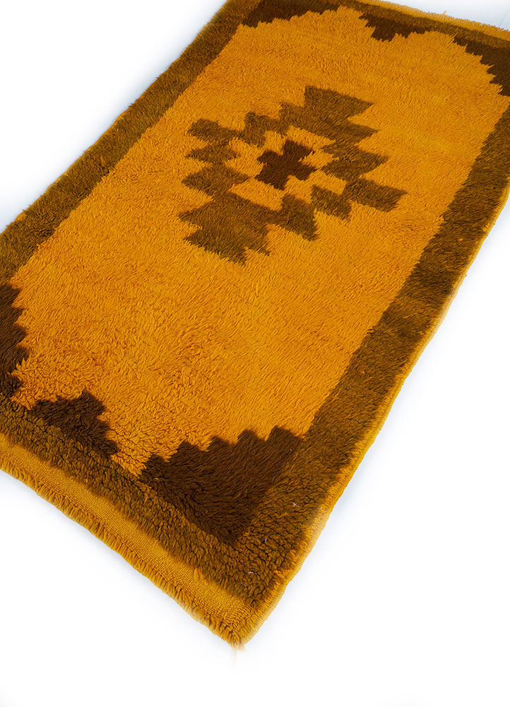 zuri red and orange wool hand knotted Rug - FloorShot