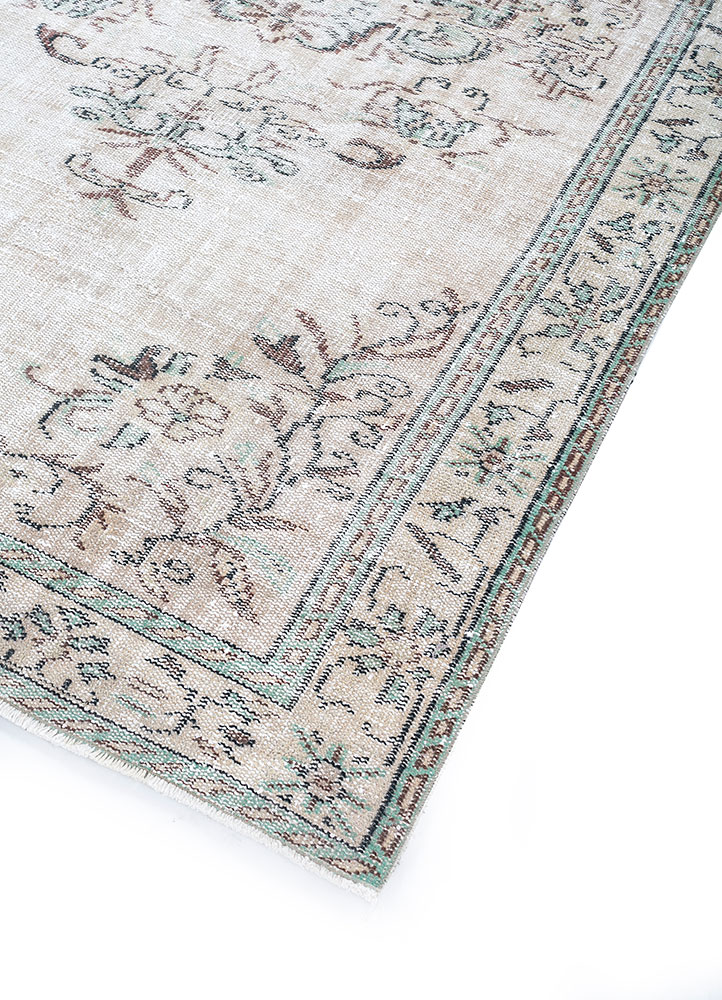 vintage beige and brown wool hand knotted Rug - FloorShot
