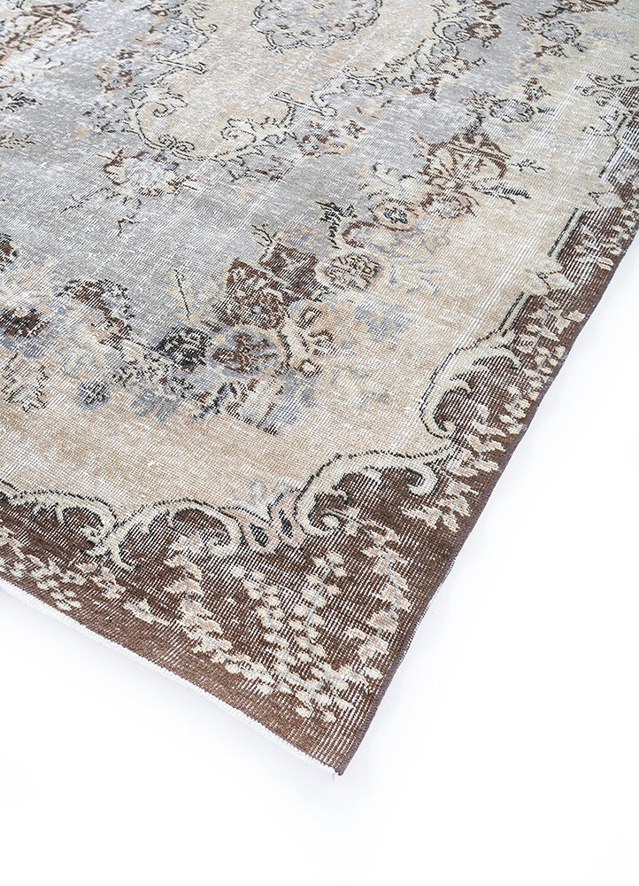 vintage beige and brown wool hand knotted Rug - FloorShot