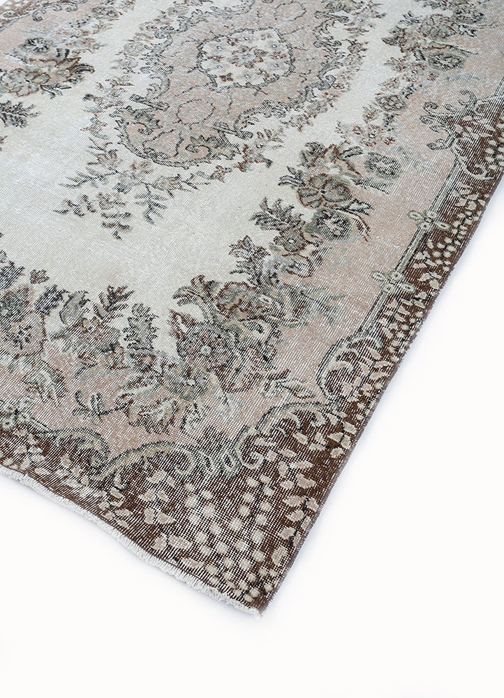 vintage beige and brown wool hand knotted Rug - FloorShot