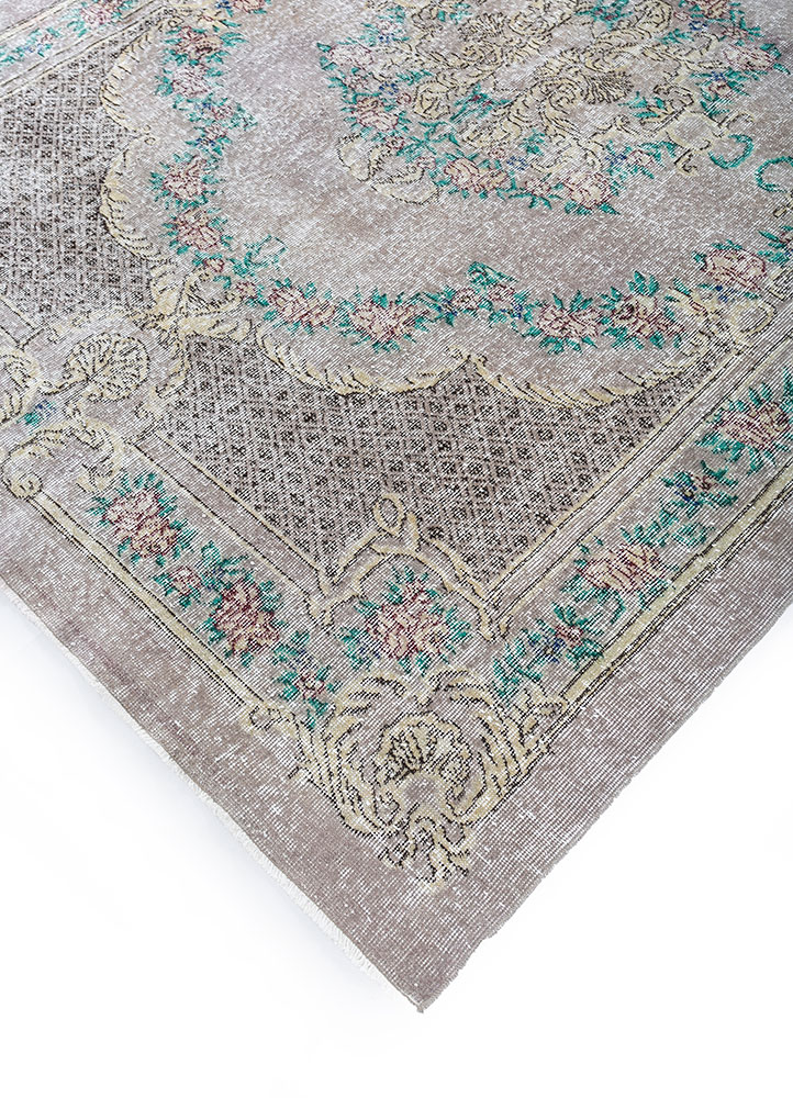 vintage grey and black wool hand knotted Rug - FloorShot
