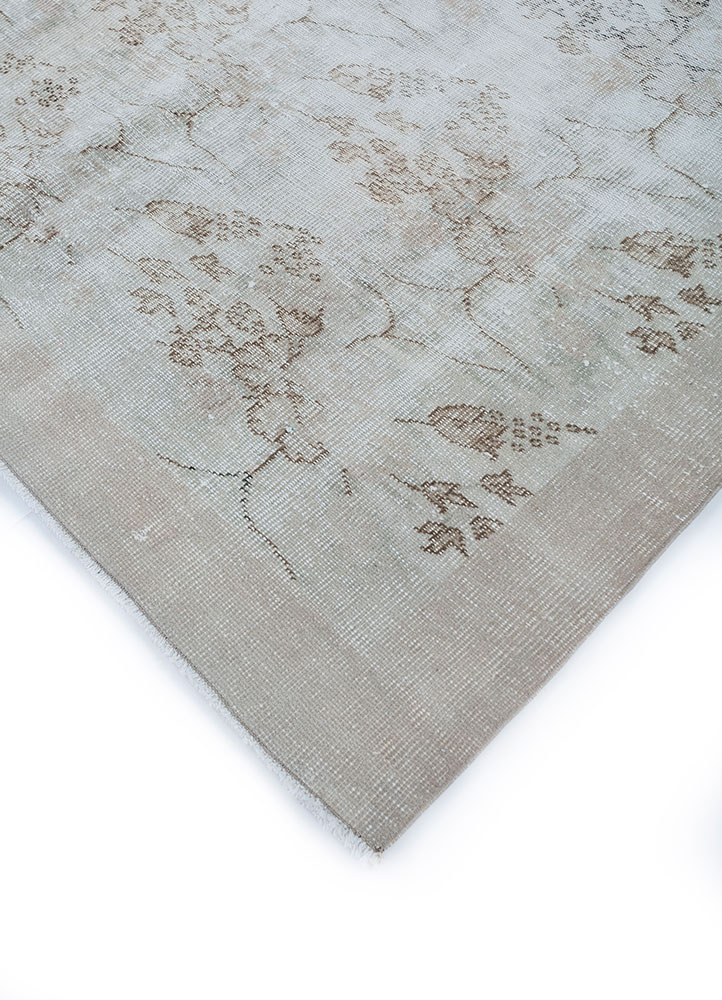 vintage beige and brown wool hand knotted Rug - FloorShot