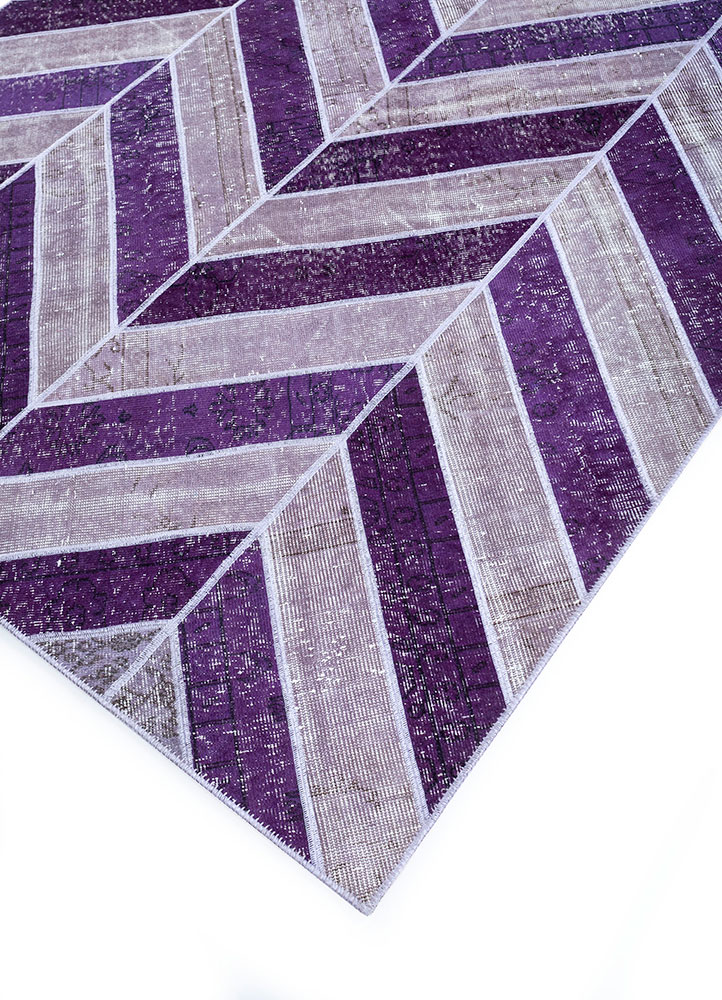 provenance pink and purple wool hand knotted Rug - FloorShot