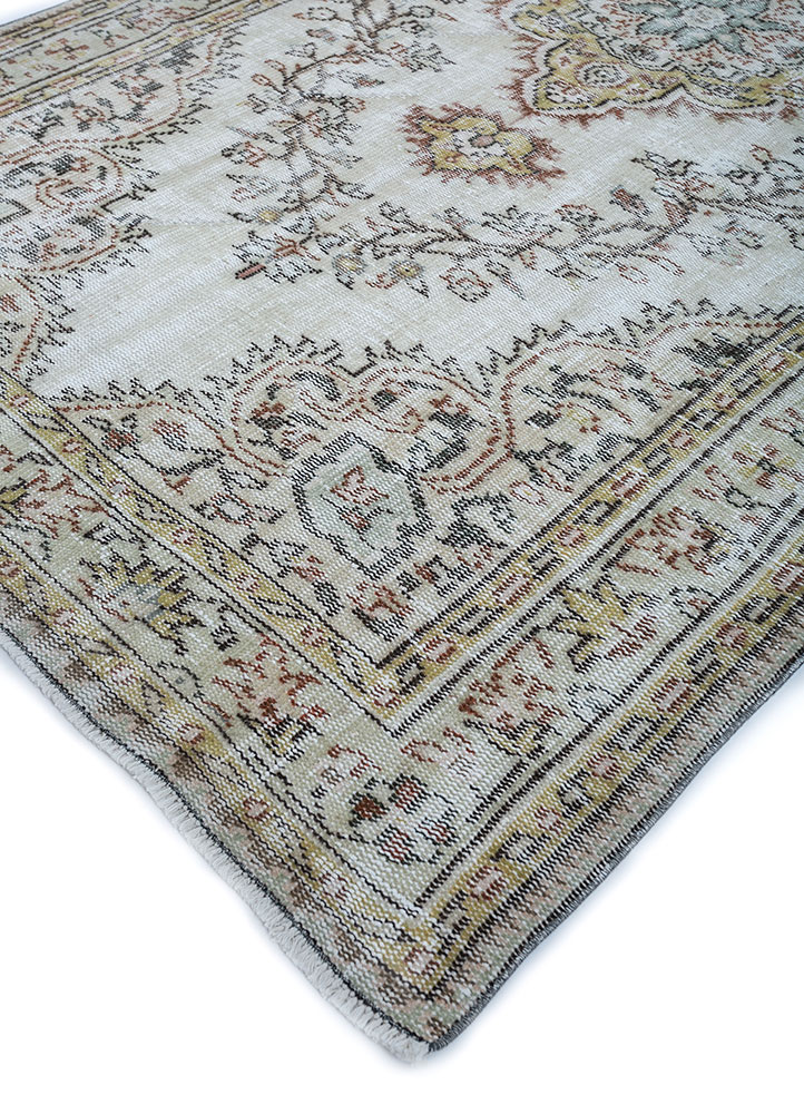 vintage beige and brown wool hand knotted Rug - FloorShot