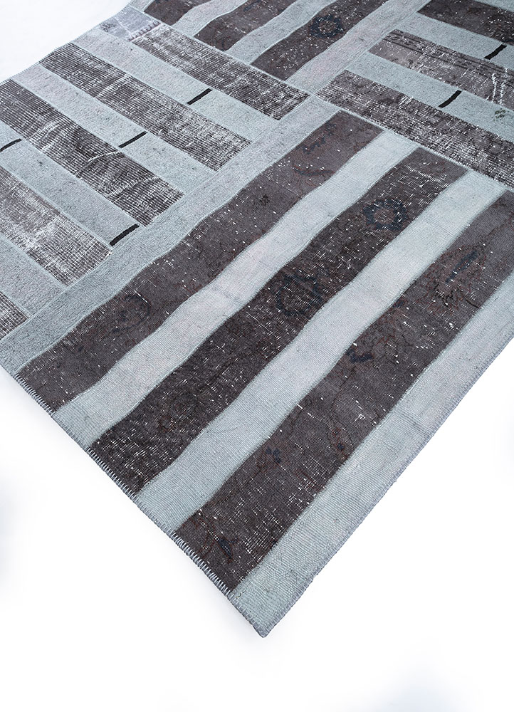 provenance grey and black wool hand knotted Rug - FloorShot