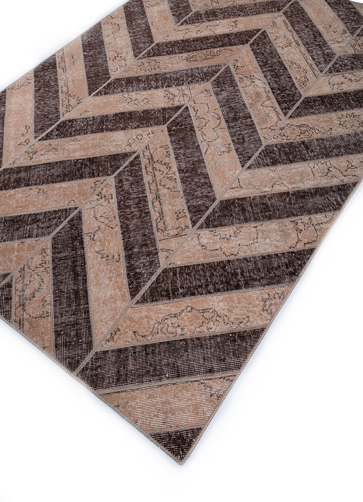 provenance beige and brown wool hand knotted Rug - FloorShot