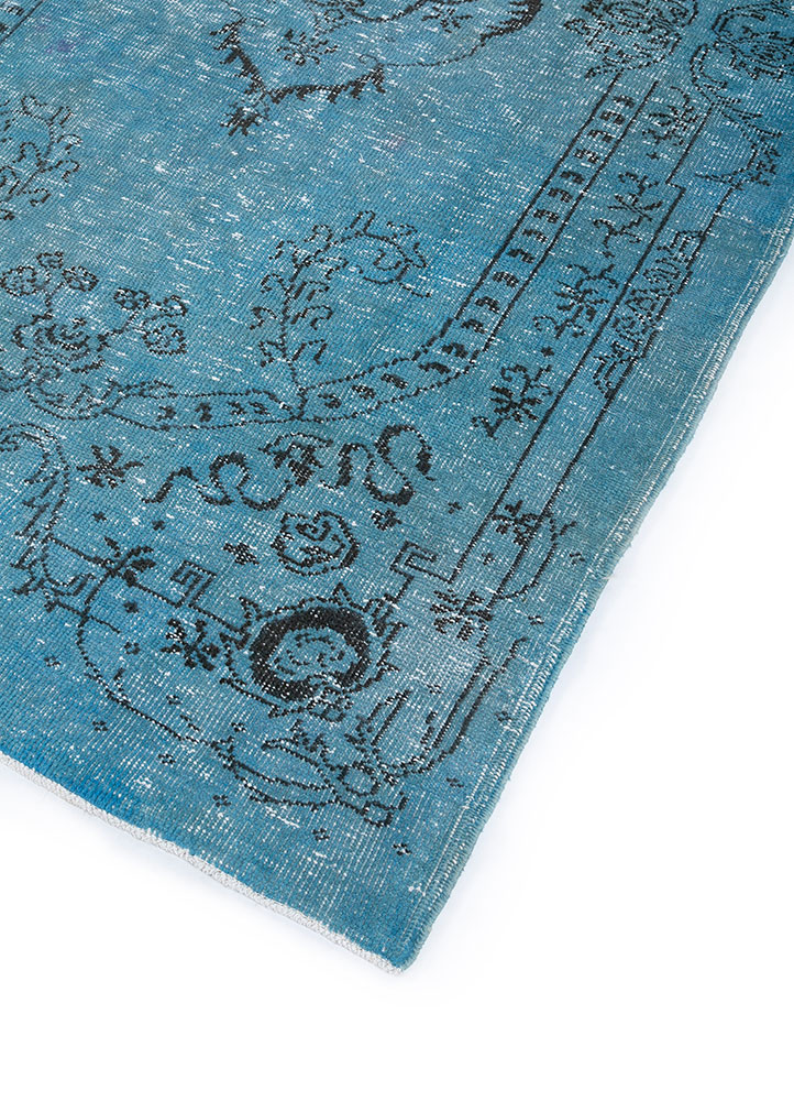 lacuna blue wool hand knotted Rug - FloorShot