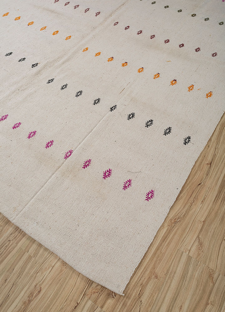 nuray ivory wool hand knotted Rug - FloorShot