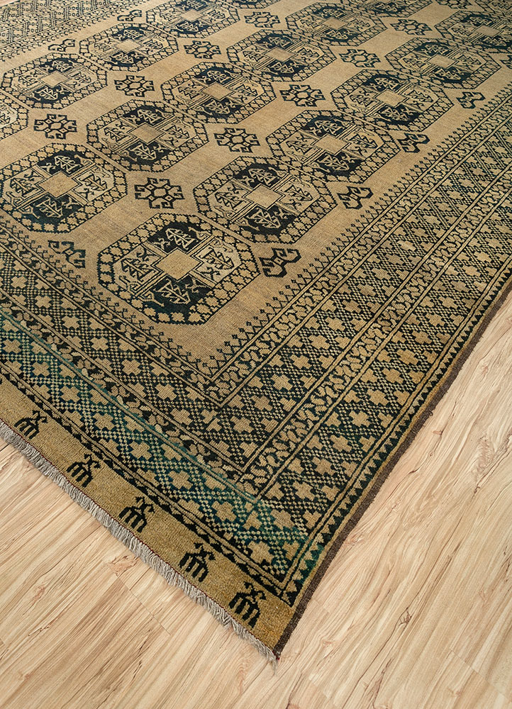 kiaan gold wool hand knotted Rug - FloorShot