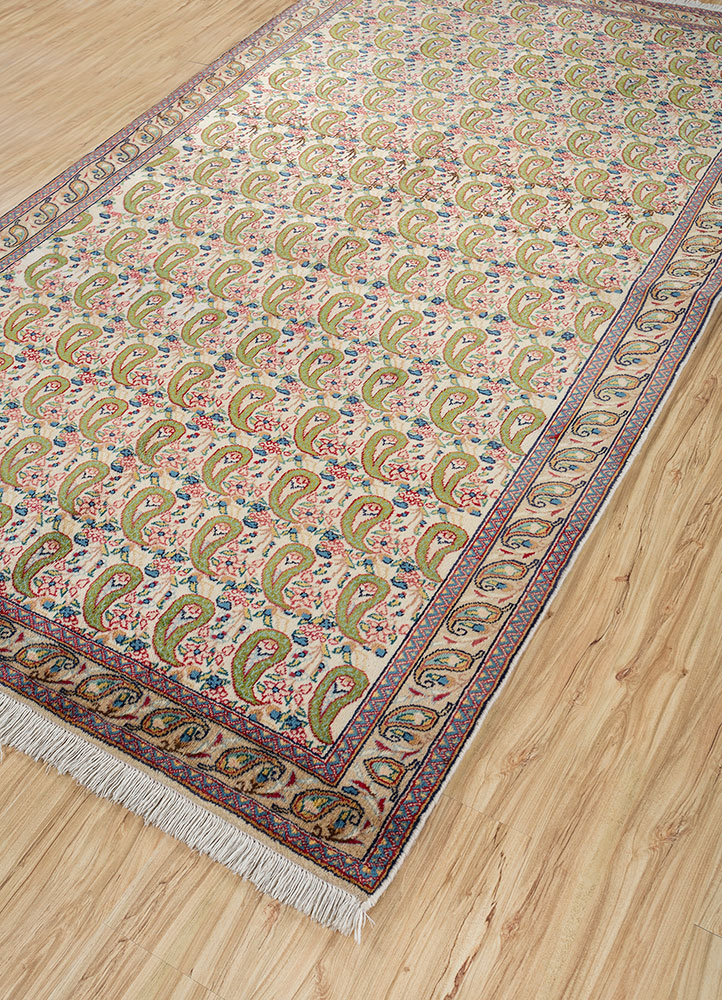 aalam gold wool hand knotted Rug - FloorShot