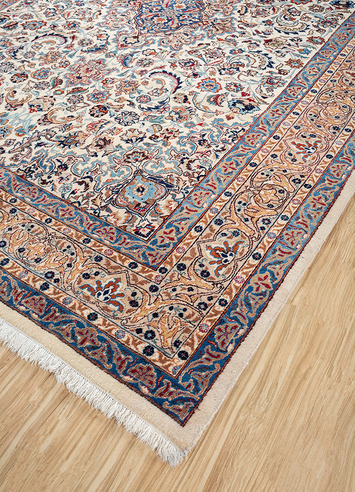 aalam gold wool hand knotted Rug - FloorShot