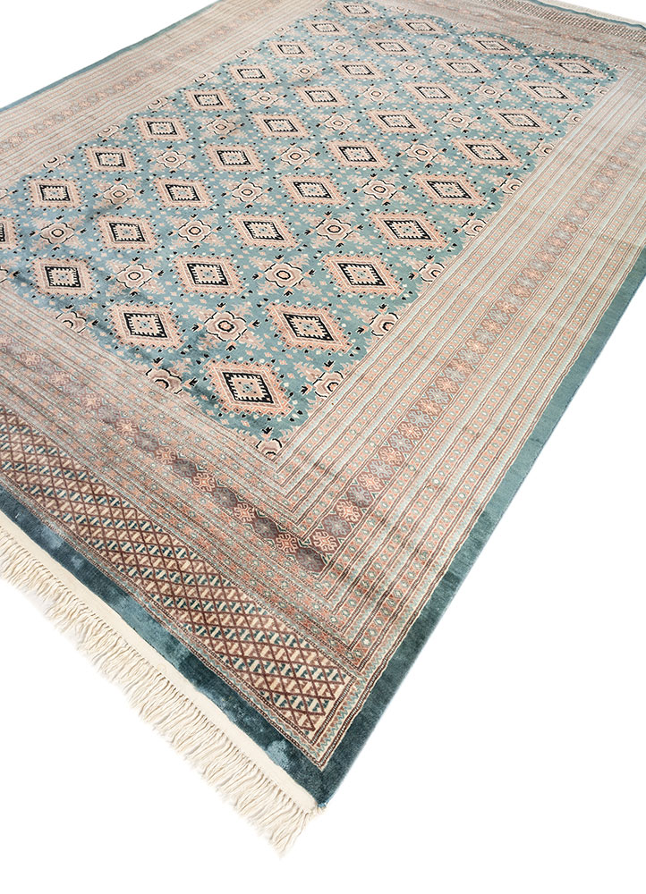 kiaan blue wool hand knotted Rug - FloorShot