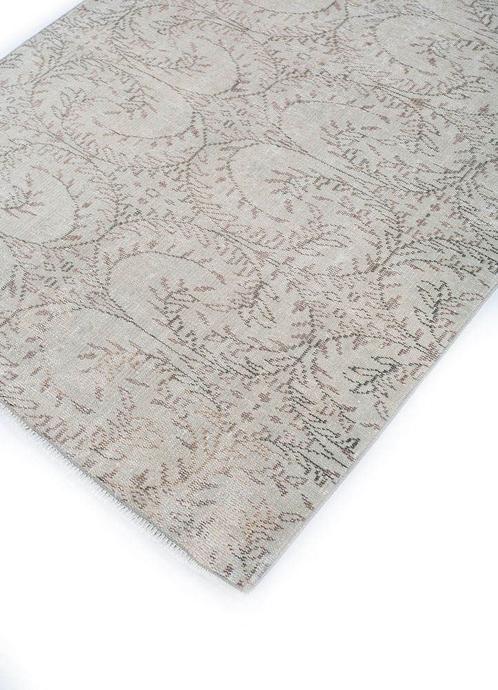 vintage beige and brown wool hand knotted Rug - FloorShot
