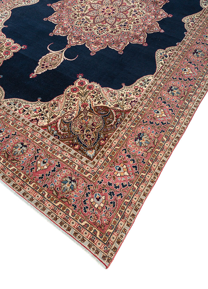aalam blue wool hand knotted Rug - FloorShot