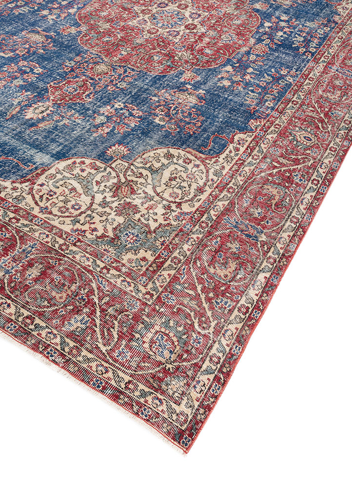 aalam blue wool hand knotted Rug - FloorShot