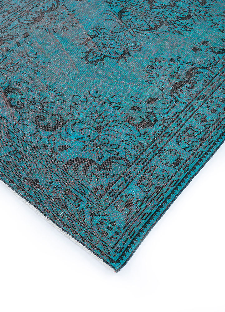 lacuna blue wool hand knotted Rug - FloorShot