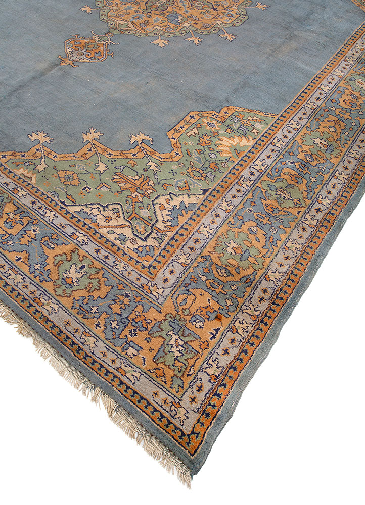 aalam grey and black wool hand knotted Rug - FloorShot