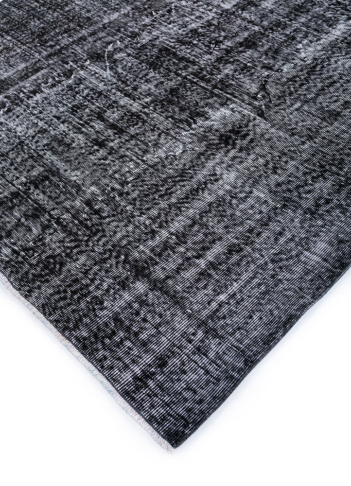lacuna grey and black wool hand knotted Rug - FloorShot