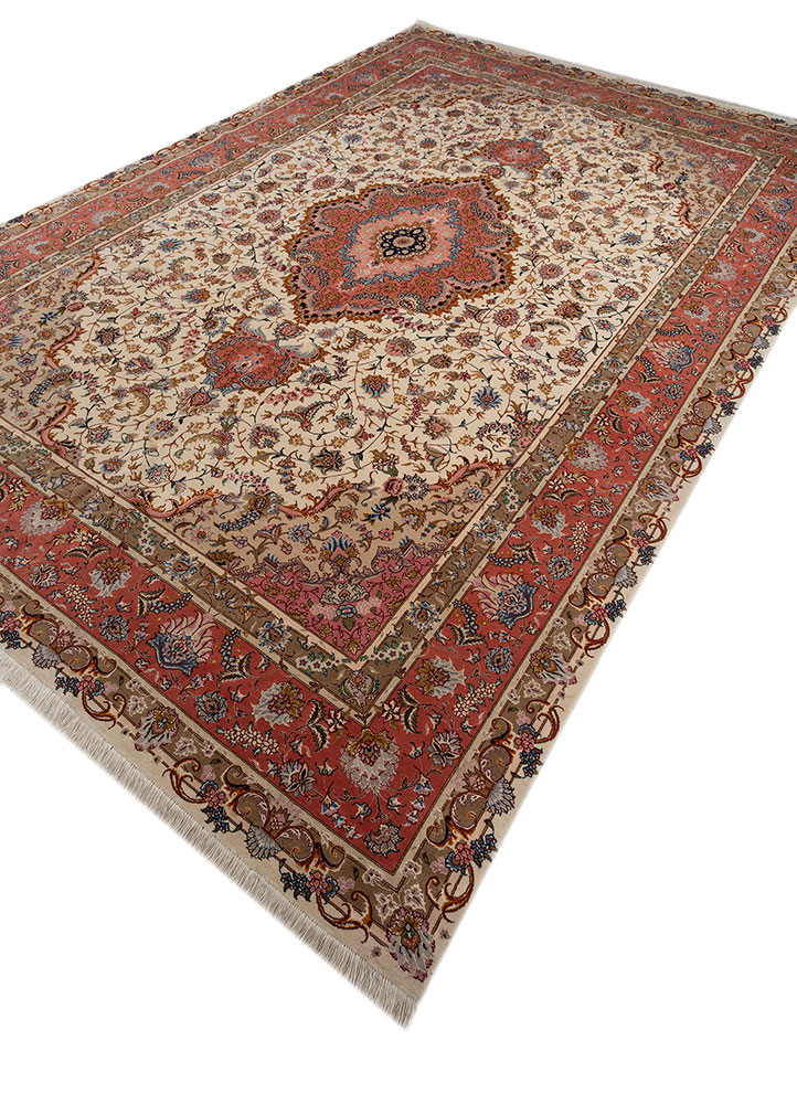 aalam ivory wool hand knotted Rug - FloorShot