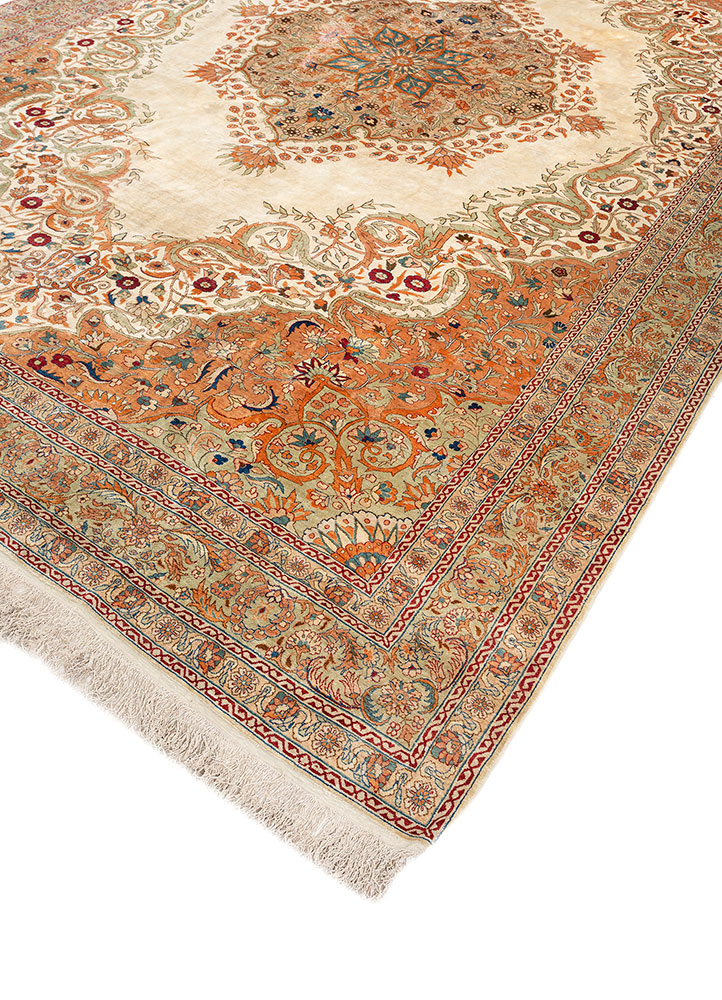 gulmarg red and orange silk hand knotted Rug - FloorShot