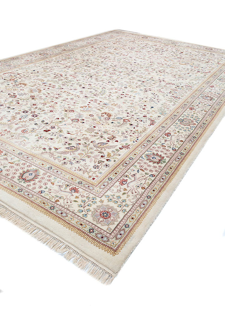 aalam ivory wool hand knotted Rug - FloorShot