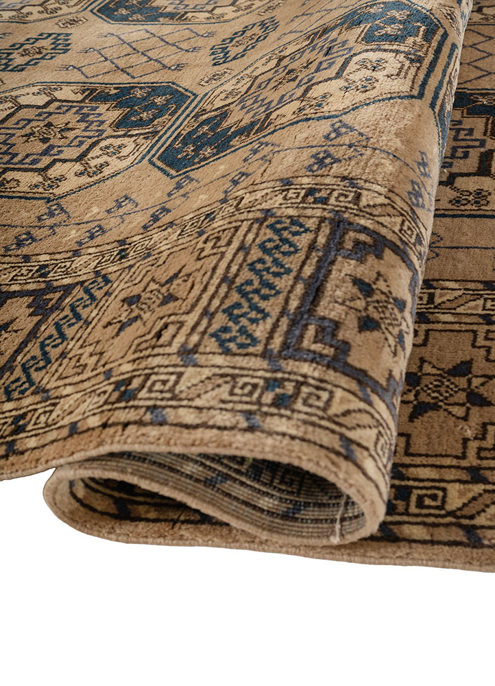 kiaan green wool hand knotted Rug - FloorShot