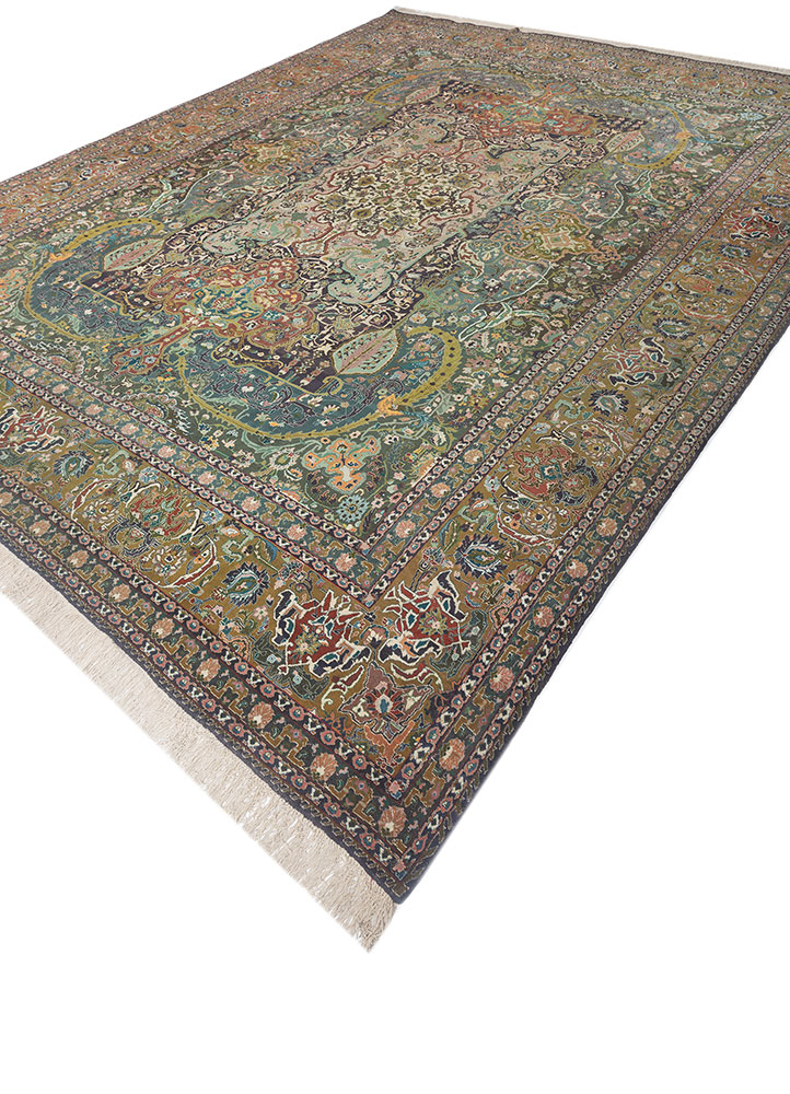 aalam green wool hand knotted Rug - FloorShot