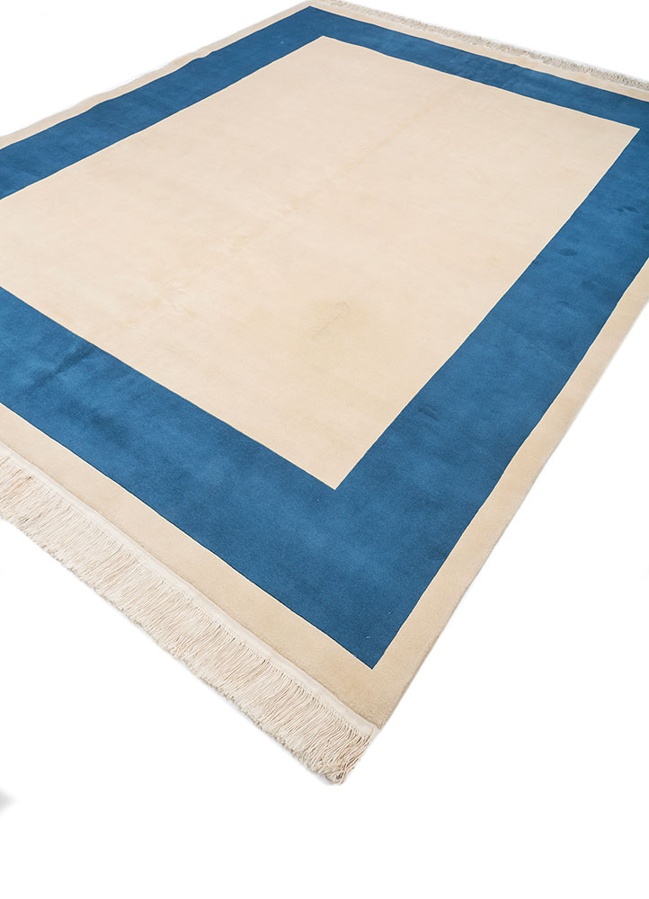 aalam ivory wool hand knotted Rug - FloorShot