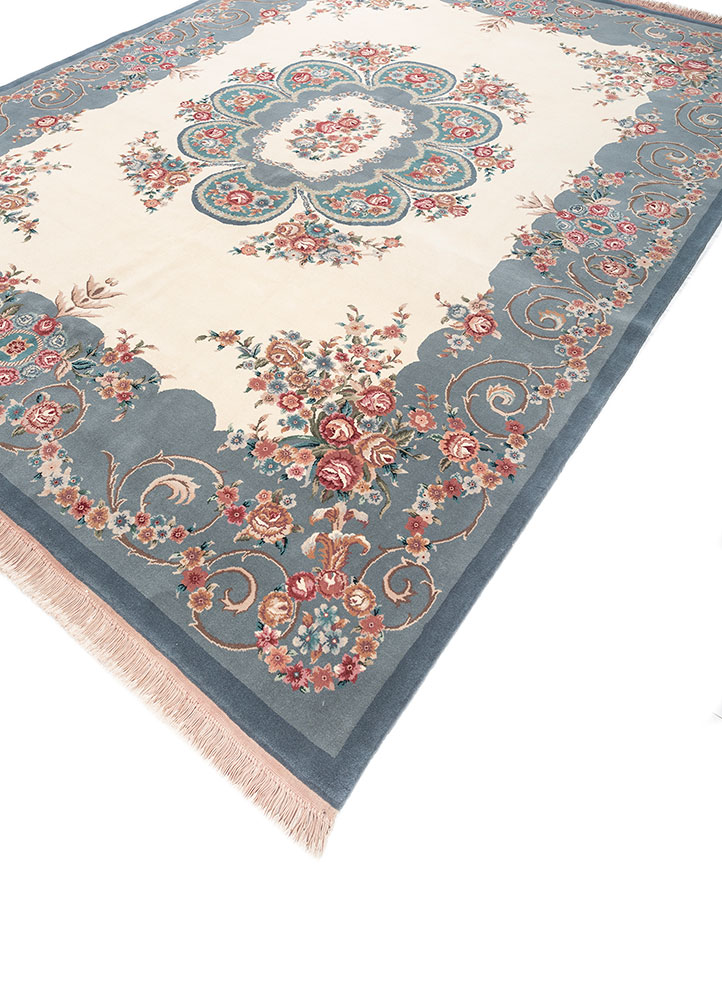 aalam ivory wool hand knotted Rug - FloorShot