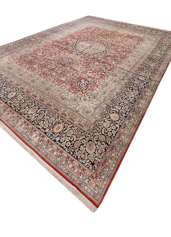 gulmarg green silk hand knotted Rug - FloorShot