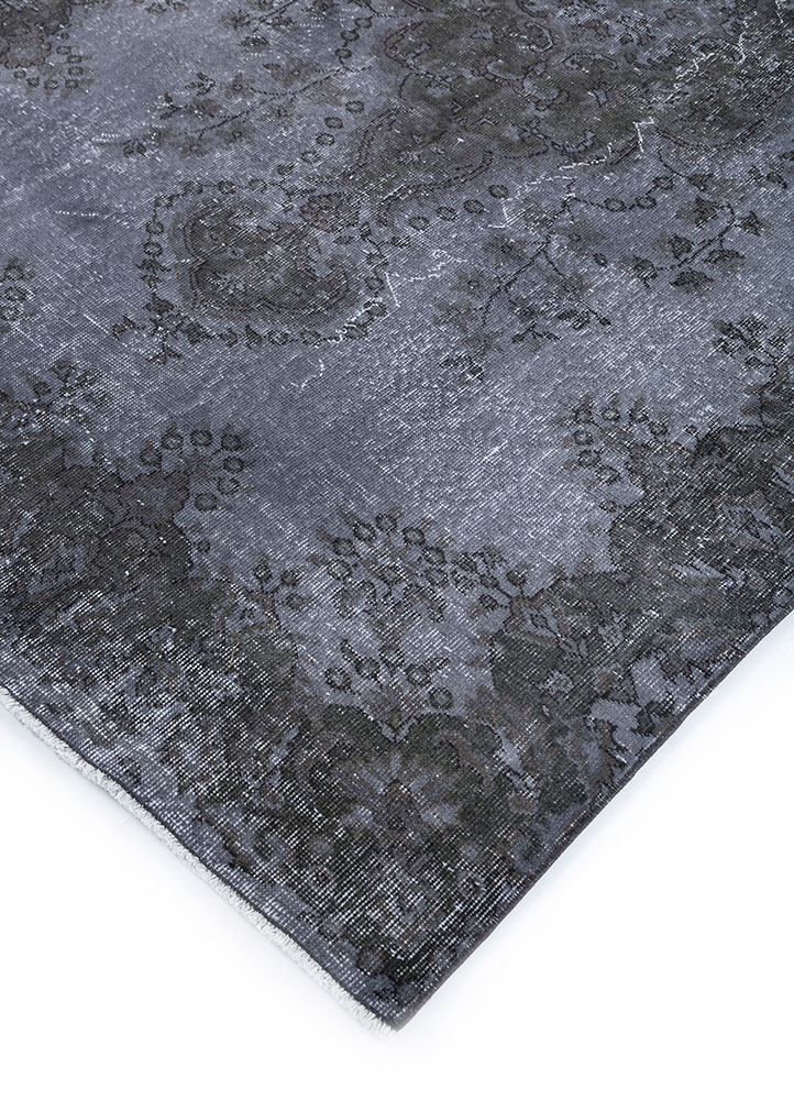 lacuna grey and black wool hand knotted Rug - FloorShot