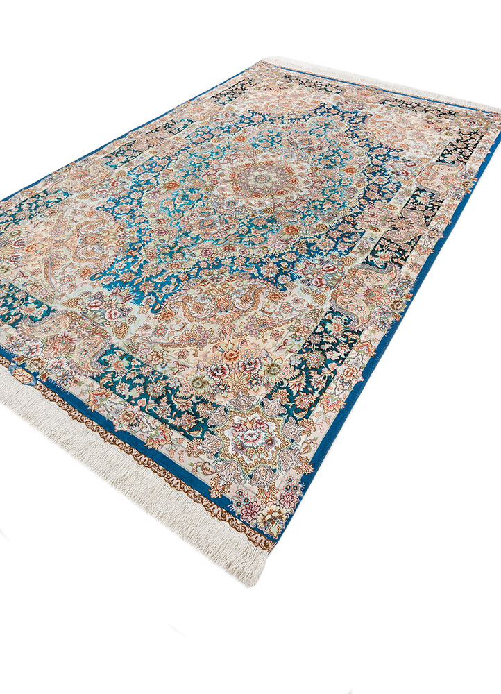 gulmarg green wool and silk hand knotted Rug - FloorShot
