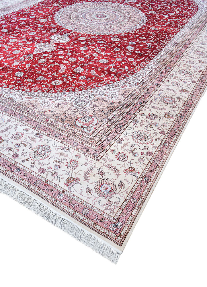gulmarg red and orange silk hand knotted Rug - FloorShot