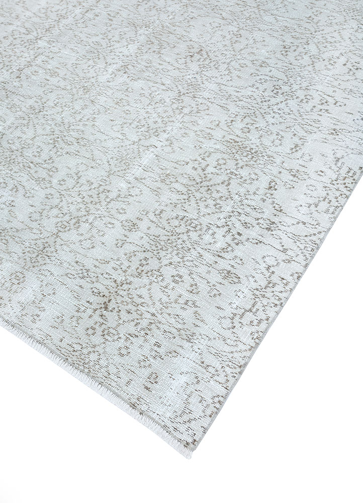 vintage ivory wool hand knotted Rug - FloorShot
