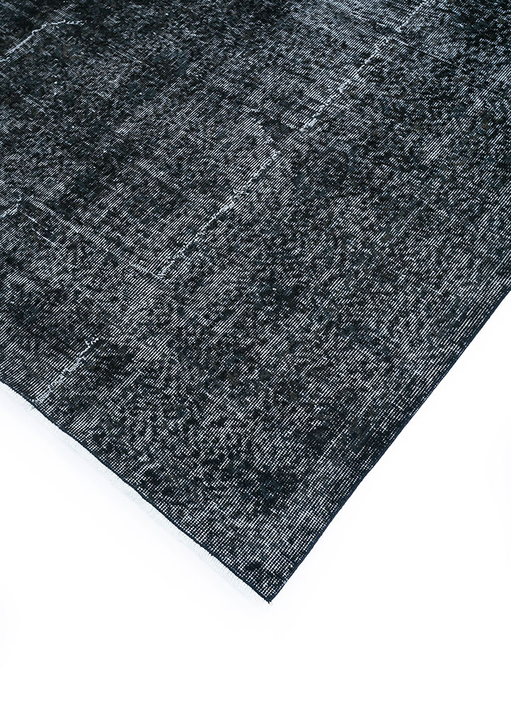 lacuna grey and black wool hand knotted Rug - FloorShot
